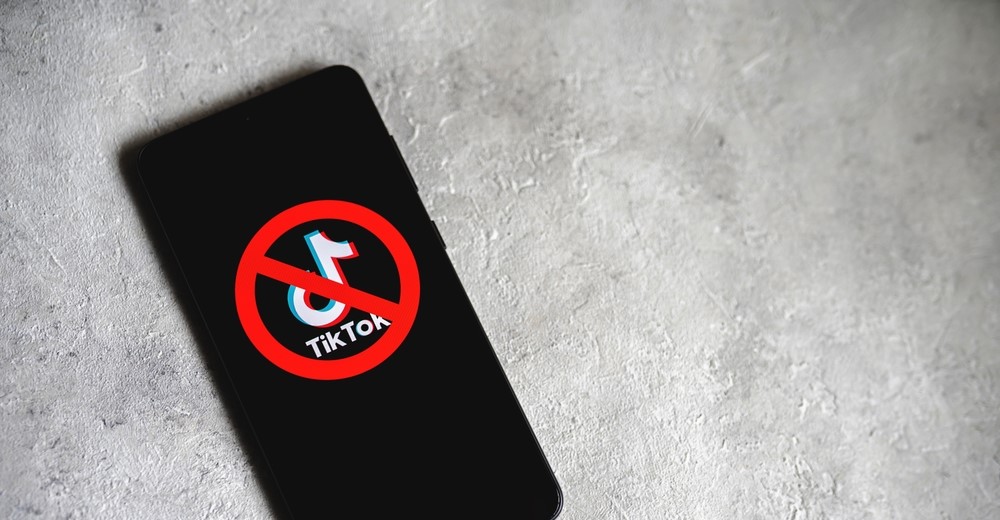 Banning titok on all federal government devices